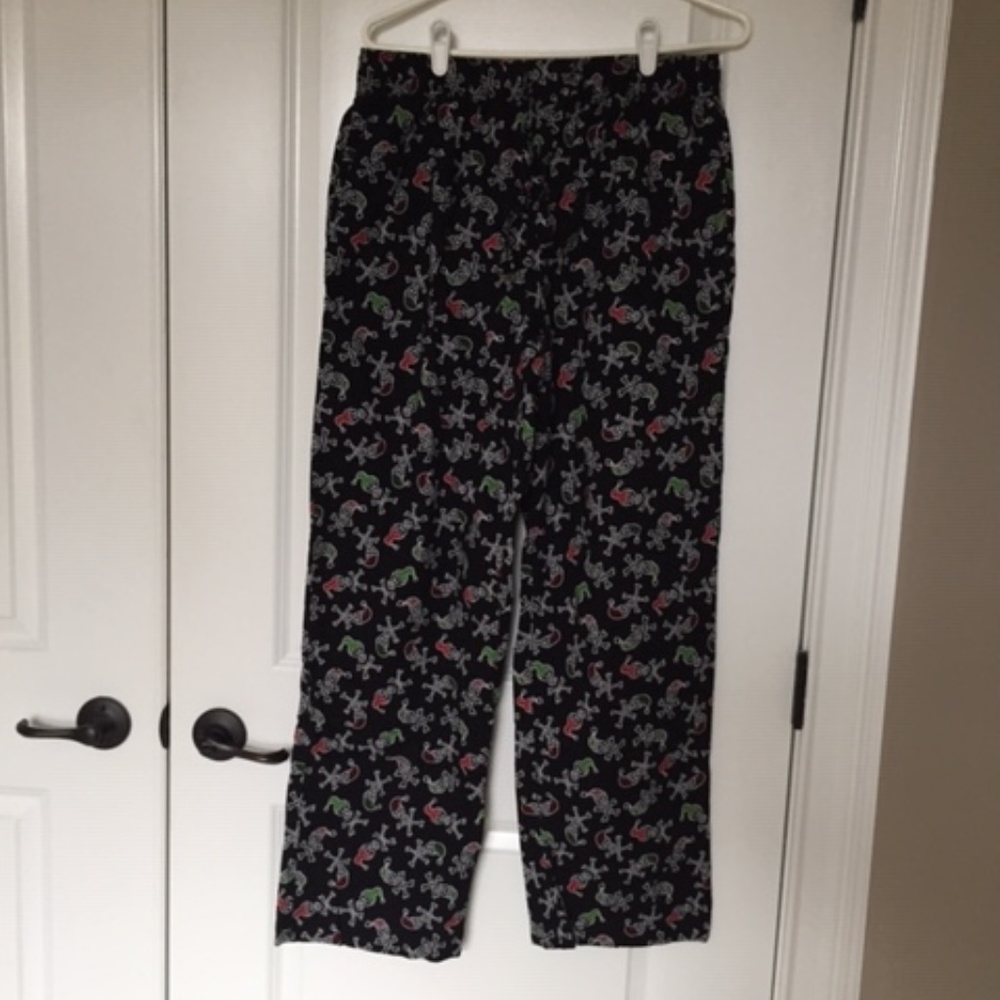 Mens Old Navy Skull & Crossbone Lounge Pants (M)